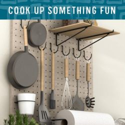PEGBOARD KIT 17PC BLACK
