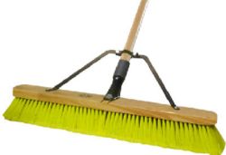 BROOM PUSH IN/OUT 24"