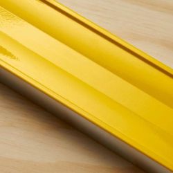 LEVEL BOX BEAM AUM 72