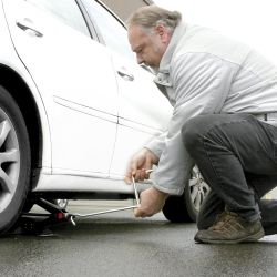 JACK SCISSOR 1-1/2TON 