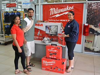 Milwaukee Christmas Promotion 2014 - Winners of 42" television Draw